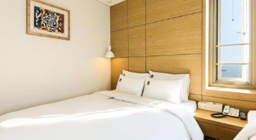 Benikea The Bliss Hotel Инчон Екстериор снимка