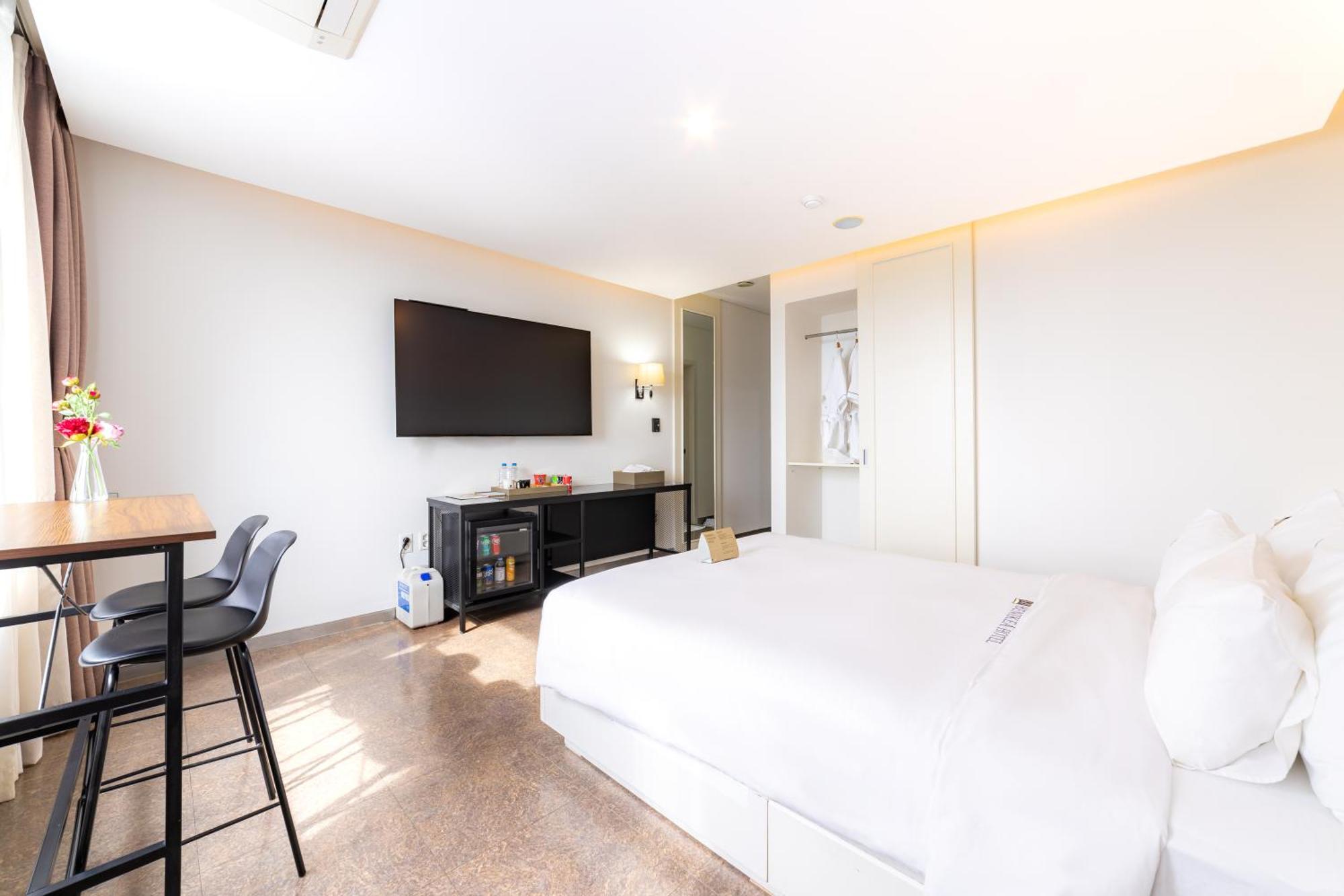 Benikea The Bliss Hotel Инчон Екстериор снимка